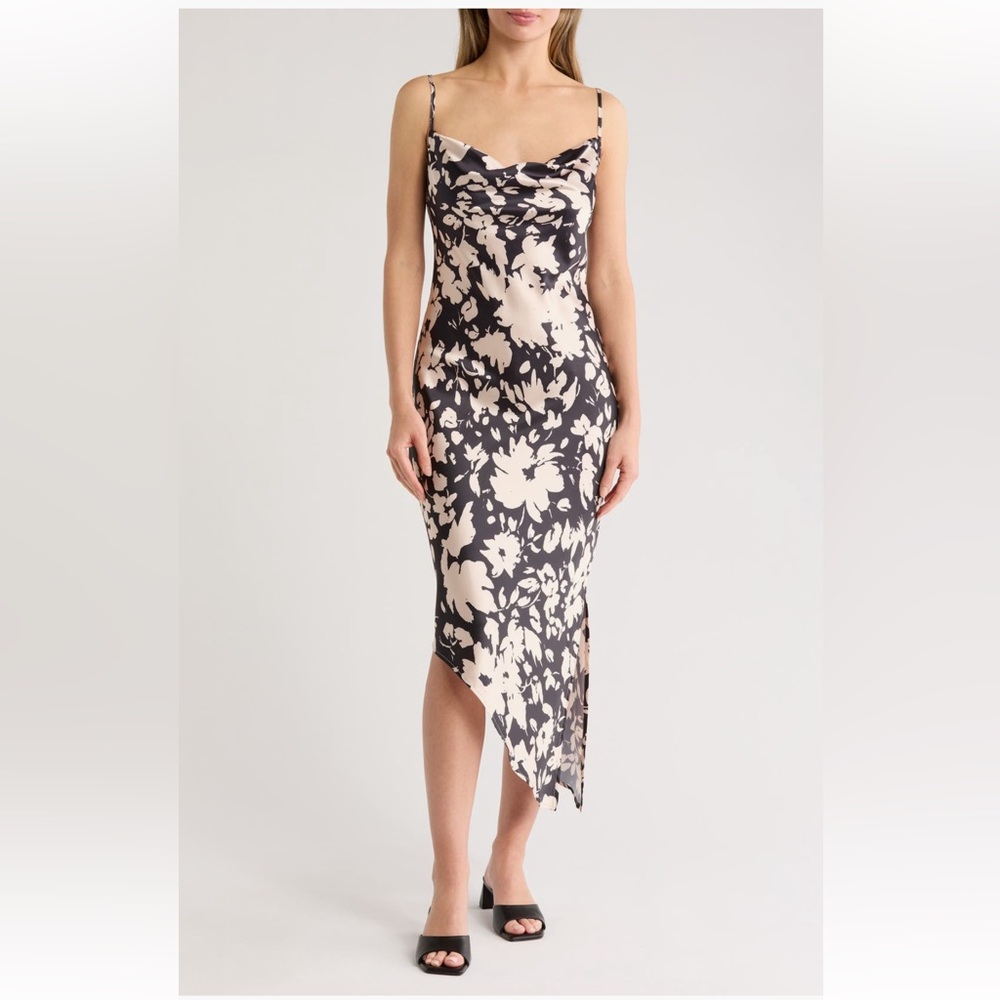 Area stars NWT womens dress size M